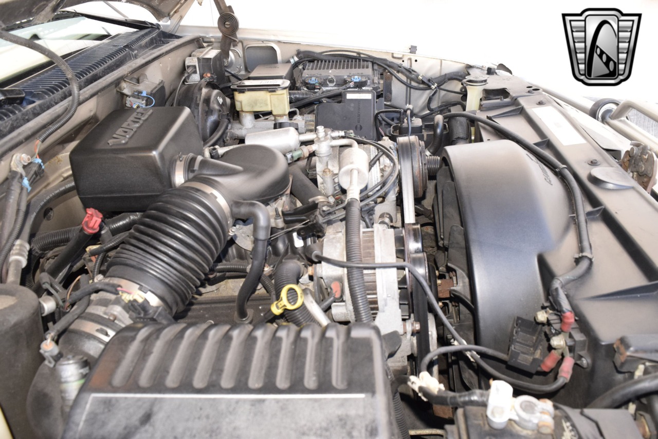 2000 Chevrolet Tahoe 18