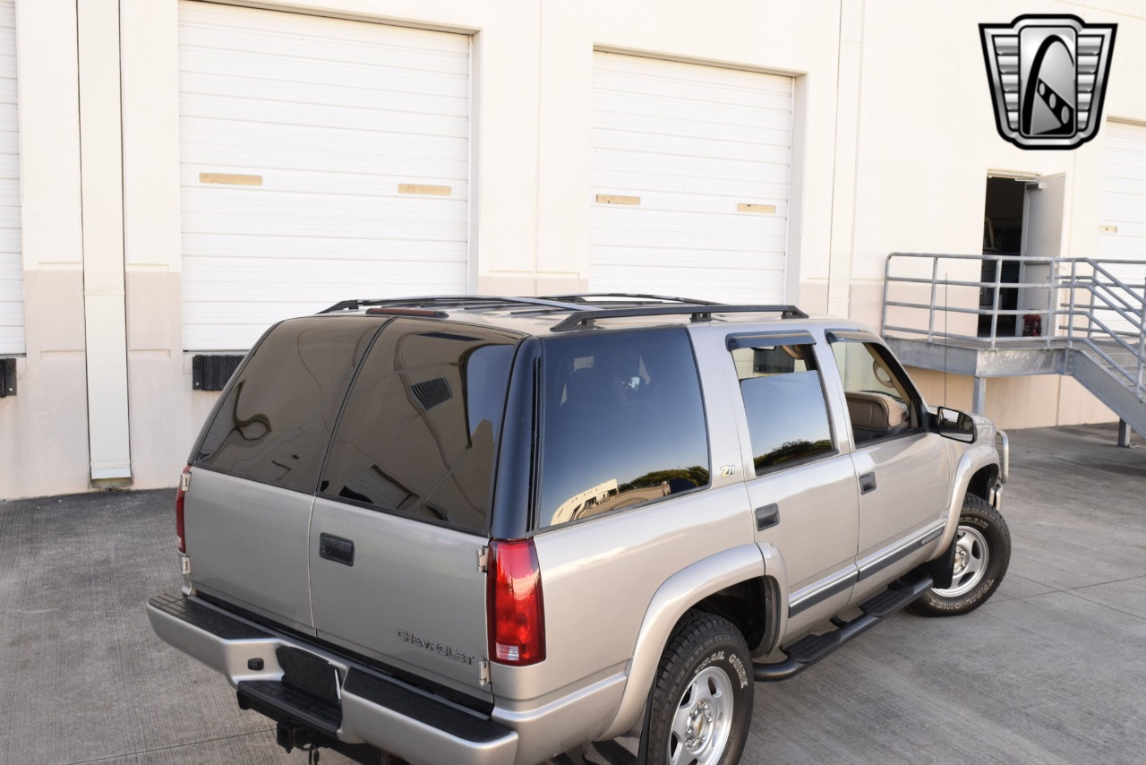 2000 Chevrolet Tahoe 4