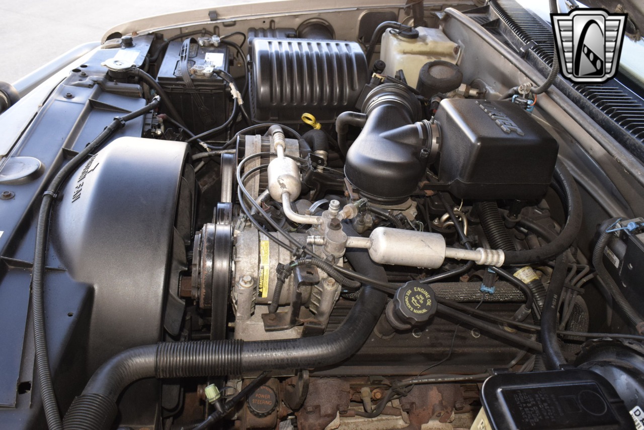 2000 Chevrolet Tahoe 20