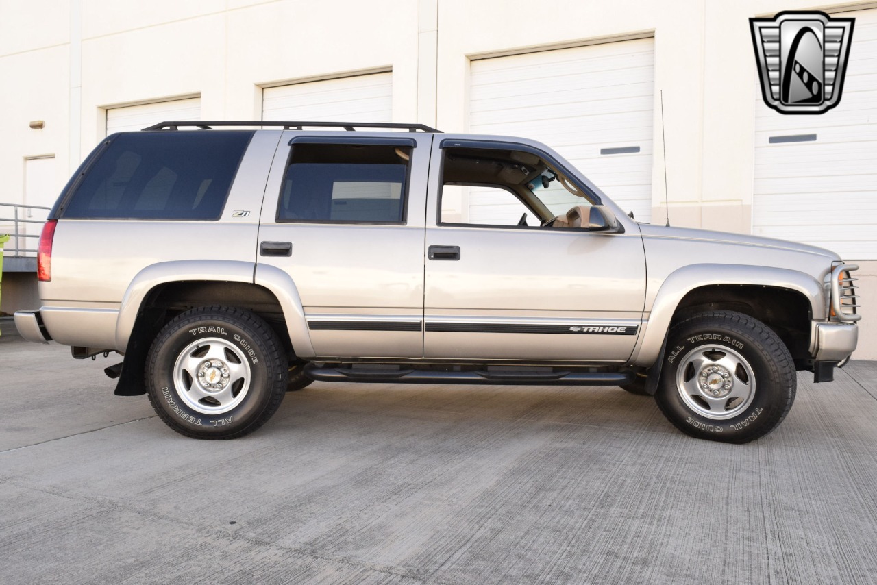 2000 Chevrolet Tahoe 43