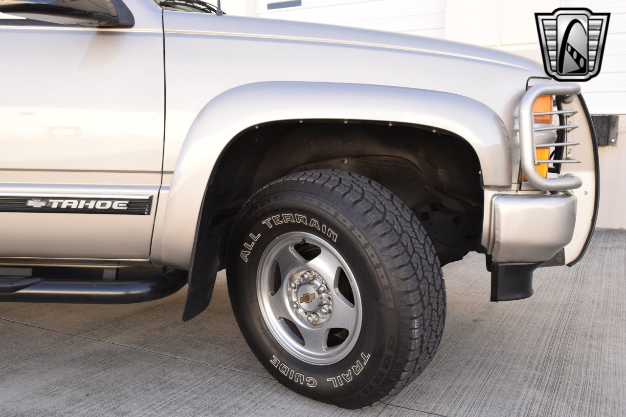 2000 Chevrolet Tahoe 67