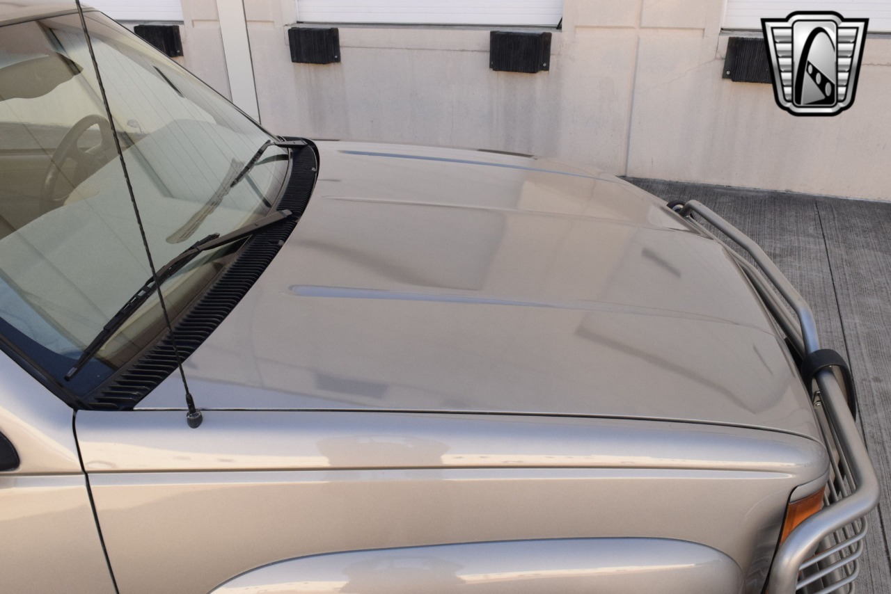 2000 Chevrolet Tahoe 68