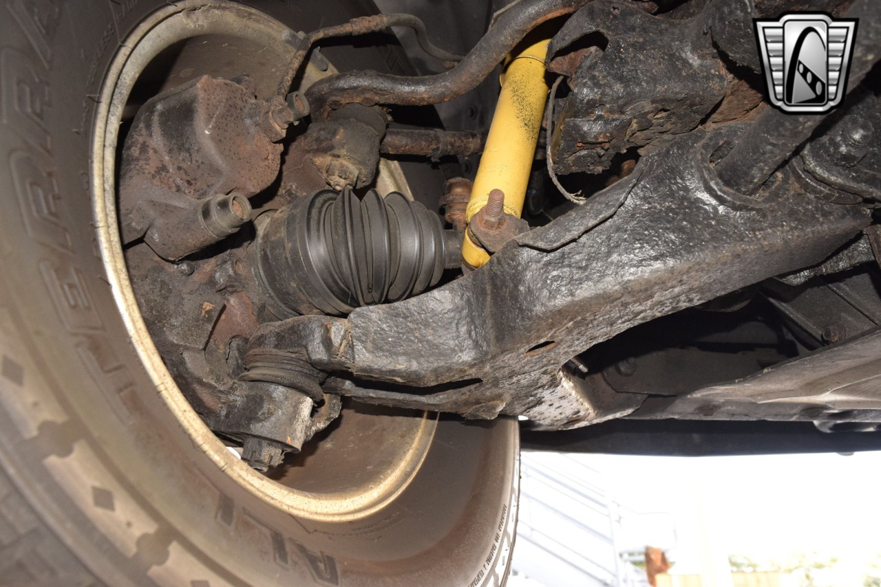 2000 Chevrolet Tahoe 12