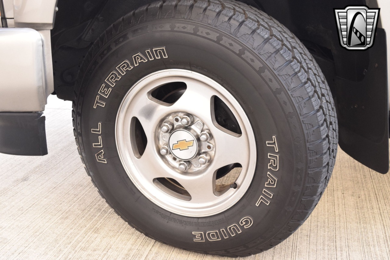 2000 Chevrolet Tahoe 51