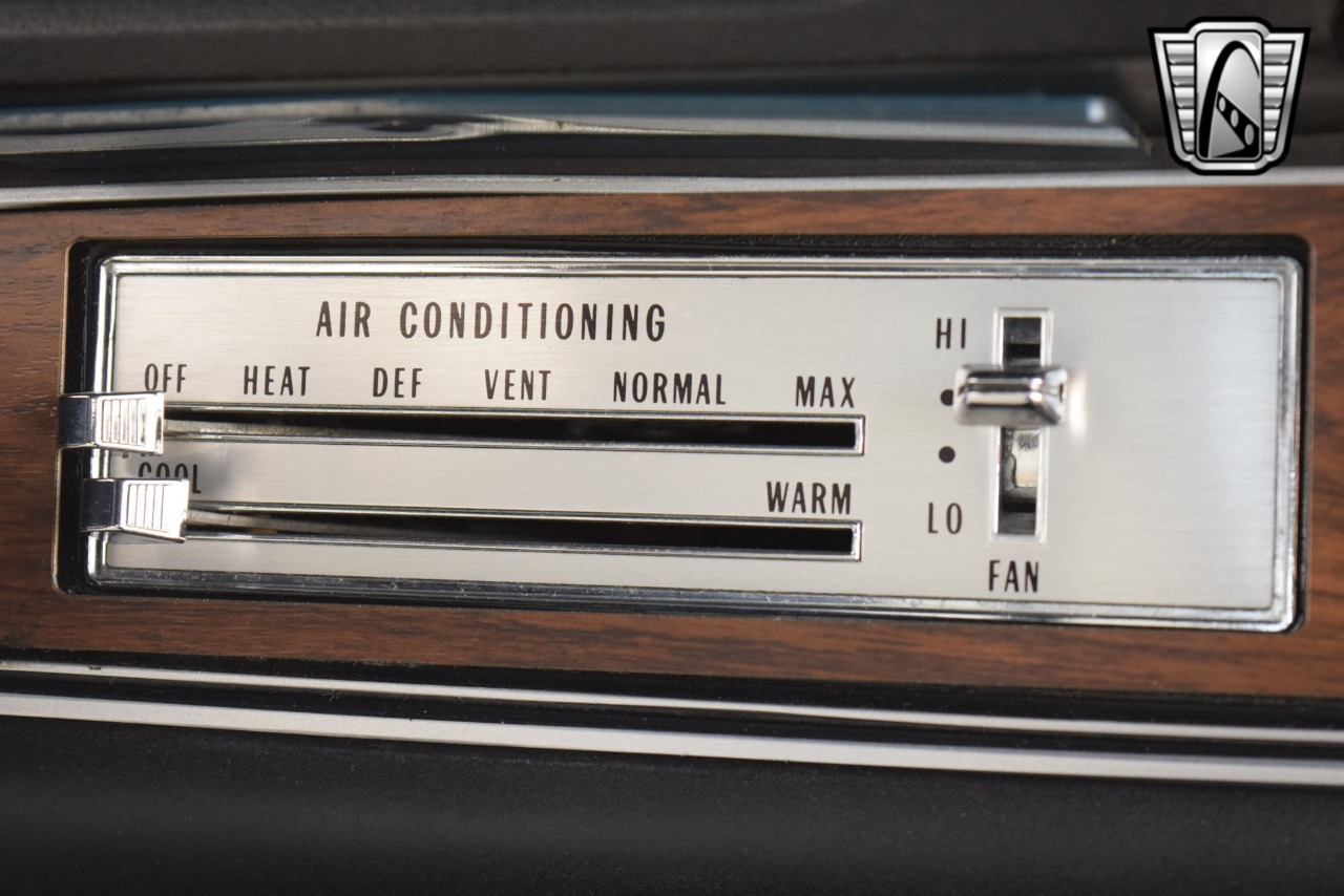 1972 Oldsmobile Cutlass 28