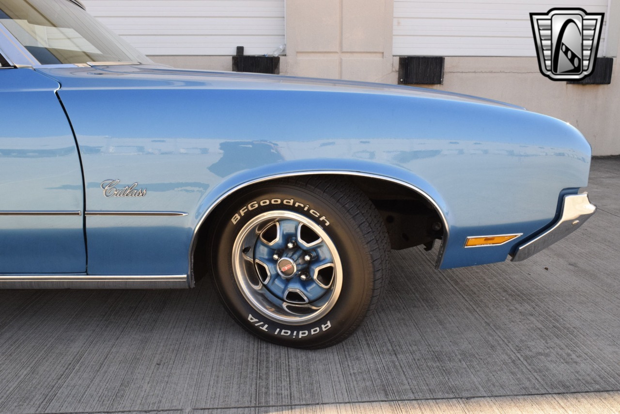 1972 Oldsmobile Cutlass 13