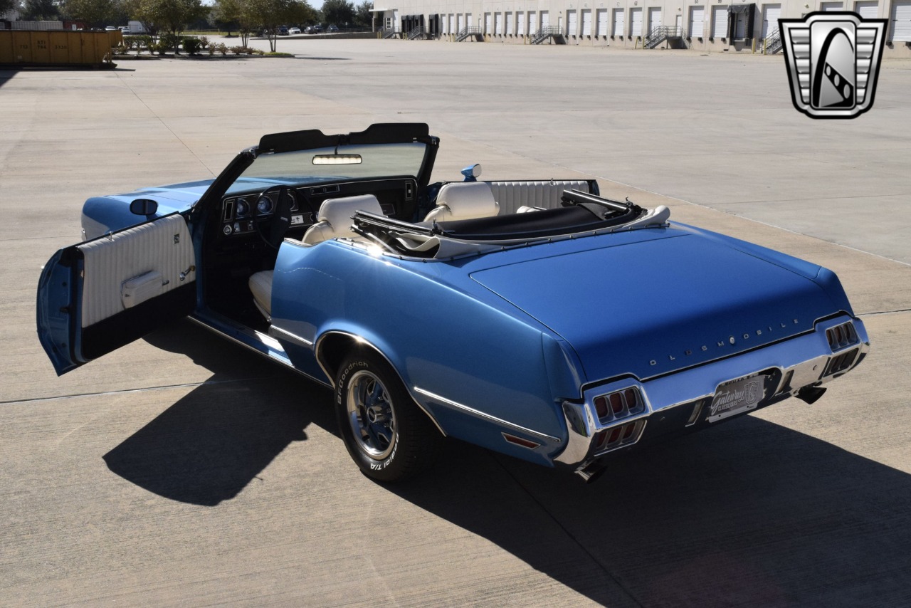 1972 Oldsmobile Cutlass 37