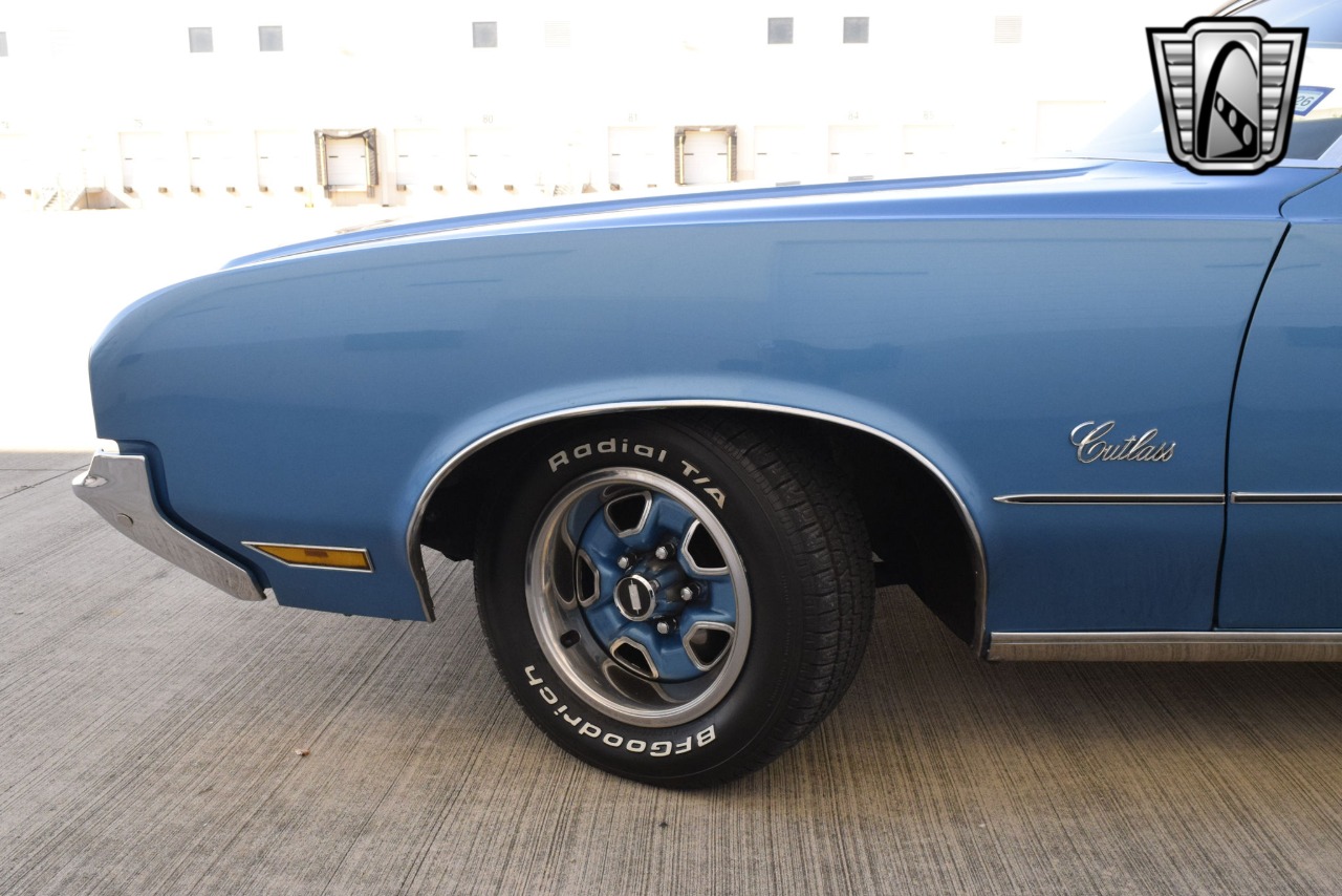 1972 Oldsmobile Cutlass 61