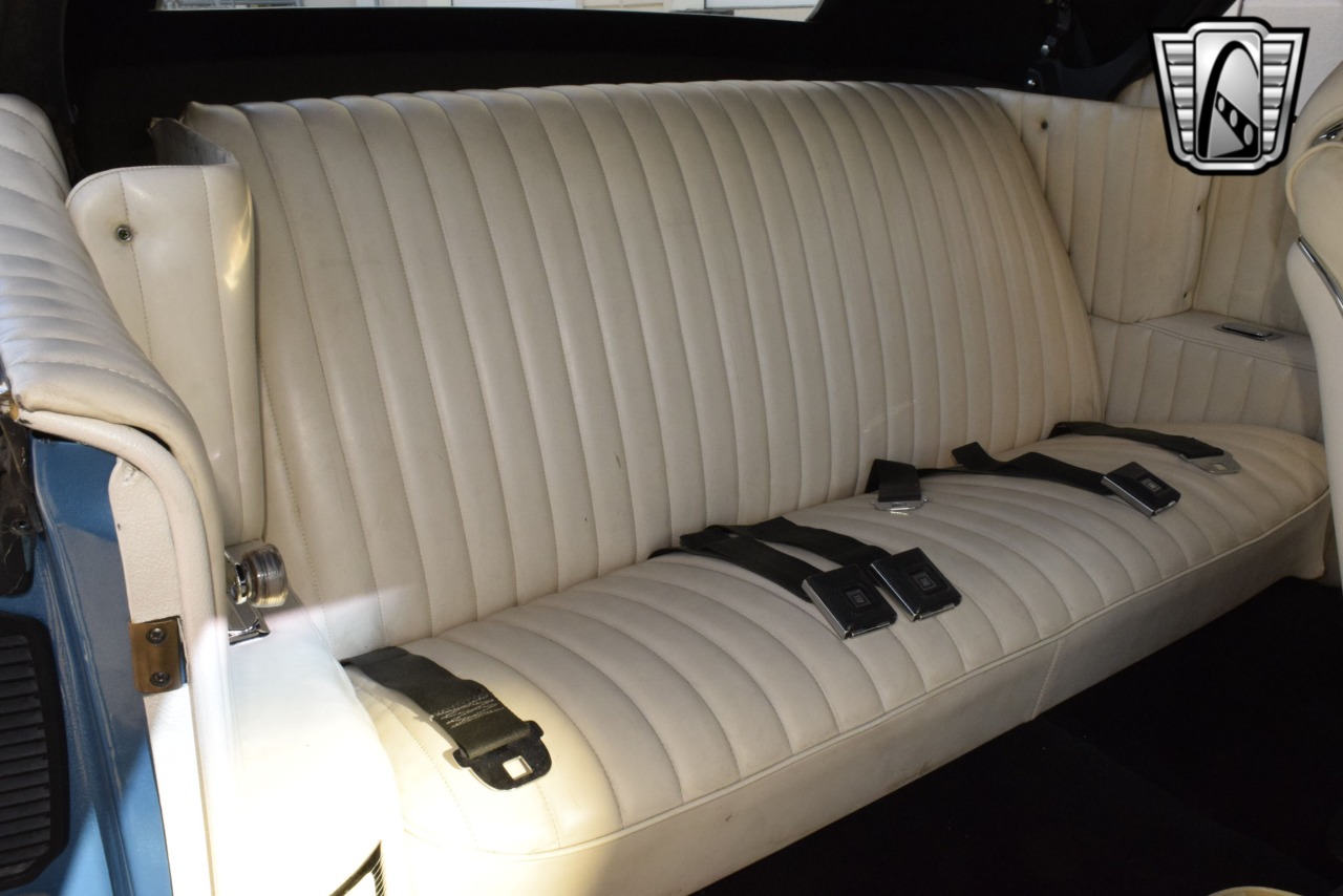 1972 Oldsmobile Cutlass 26