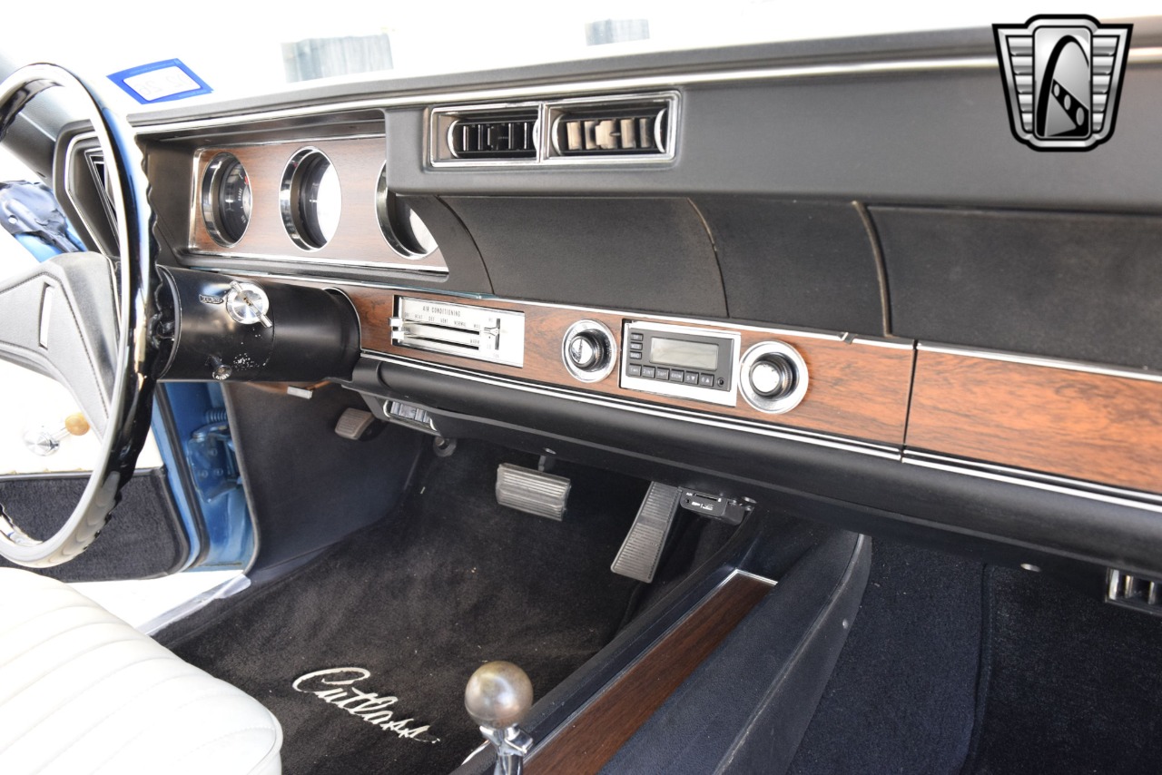 1972 Oldsmobile Cutlass 27