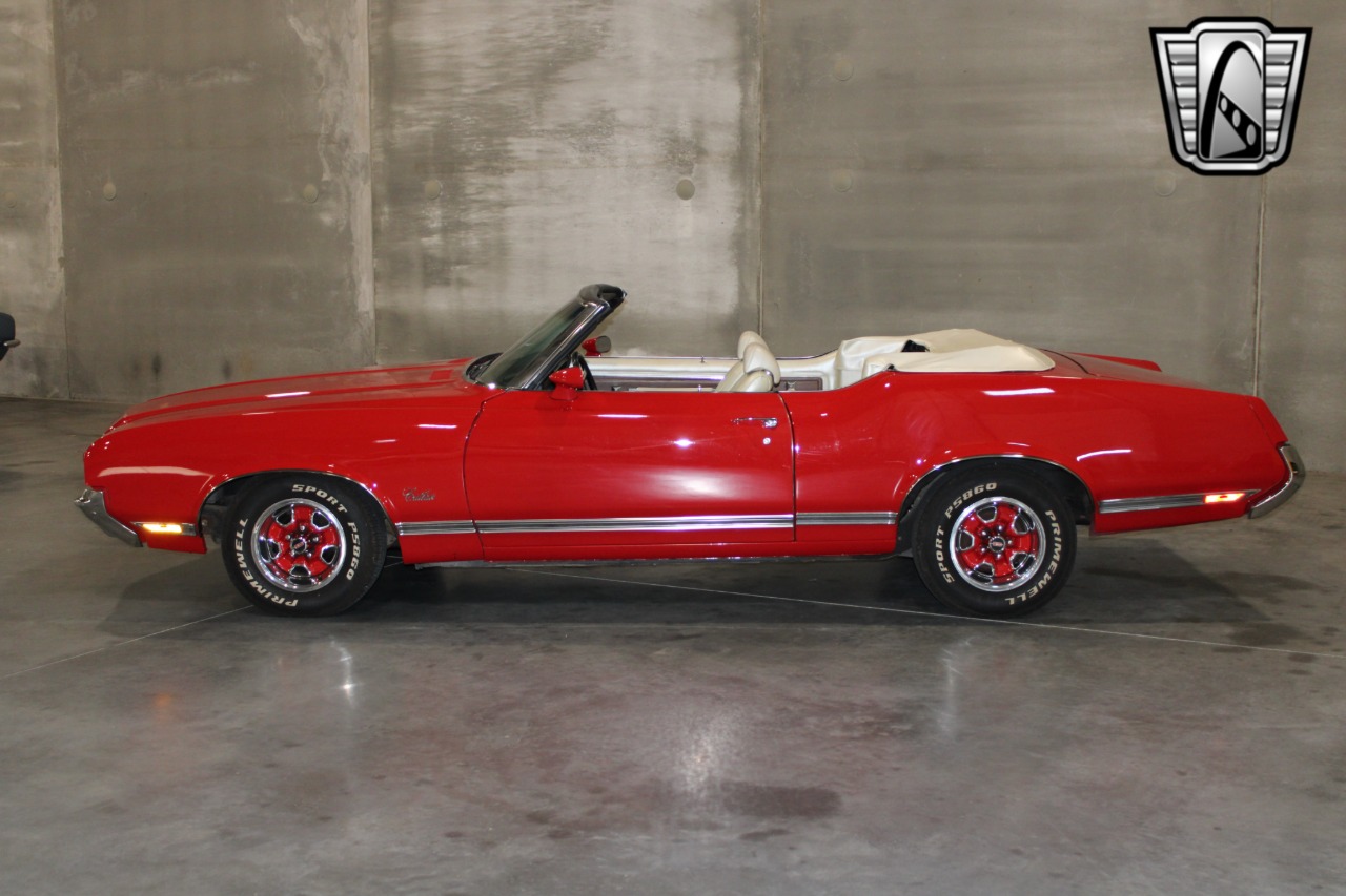 1971 Oldsmobile Cutlass Supreme 2