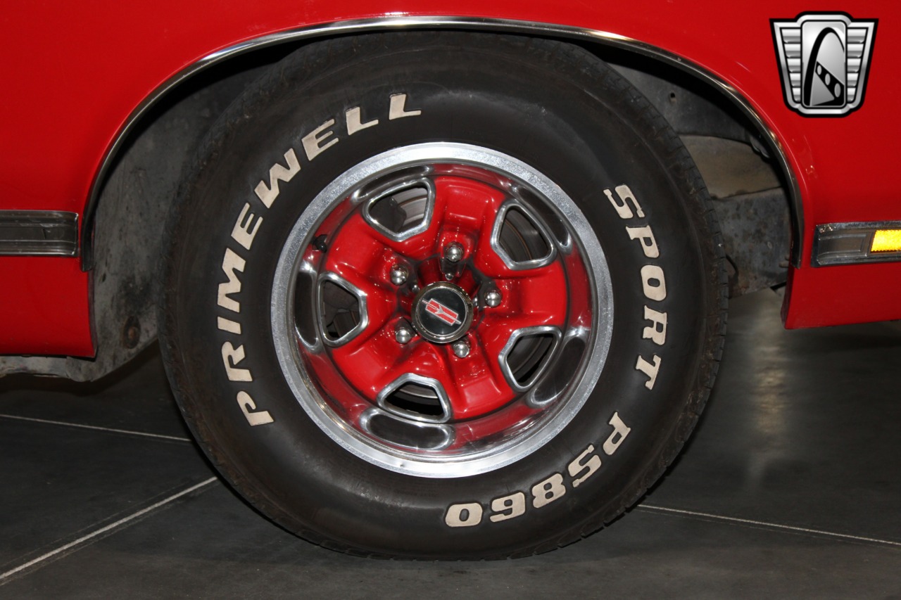 1971 Oldsmobile Cutlass Supreme 30