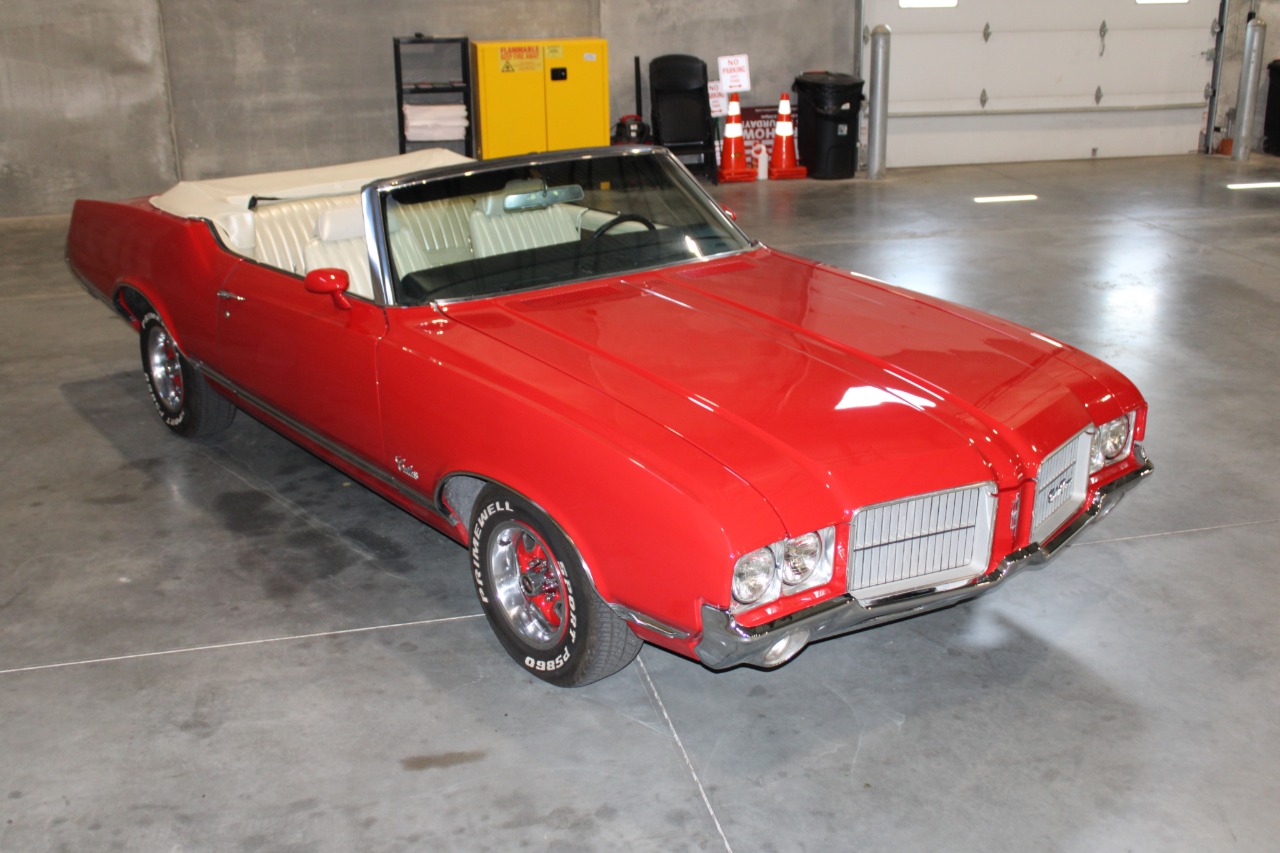 1971 Oldsmobile Cutlass Supreme 38