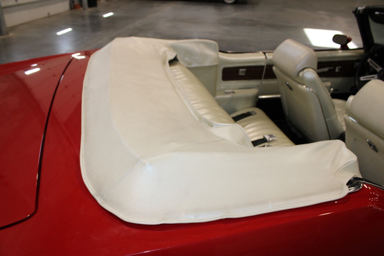 1971 Oldsmobile Cutlass Supreme 11