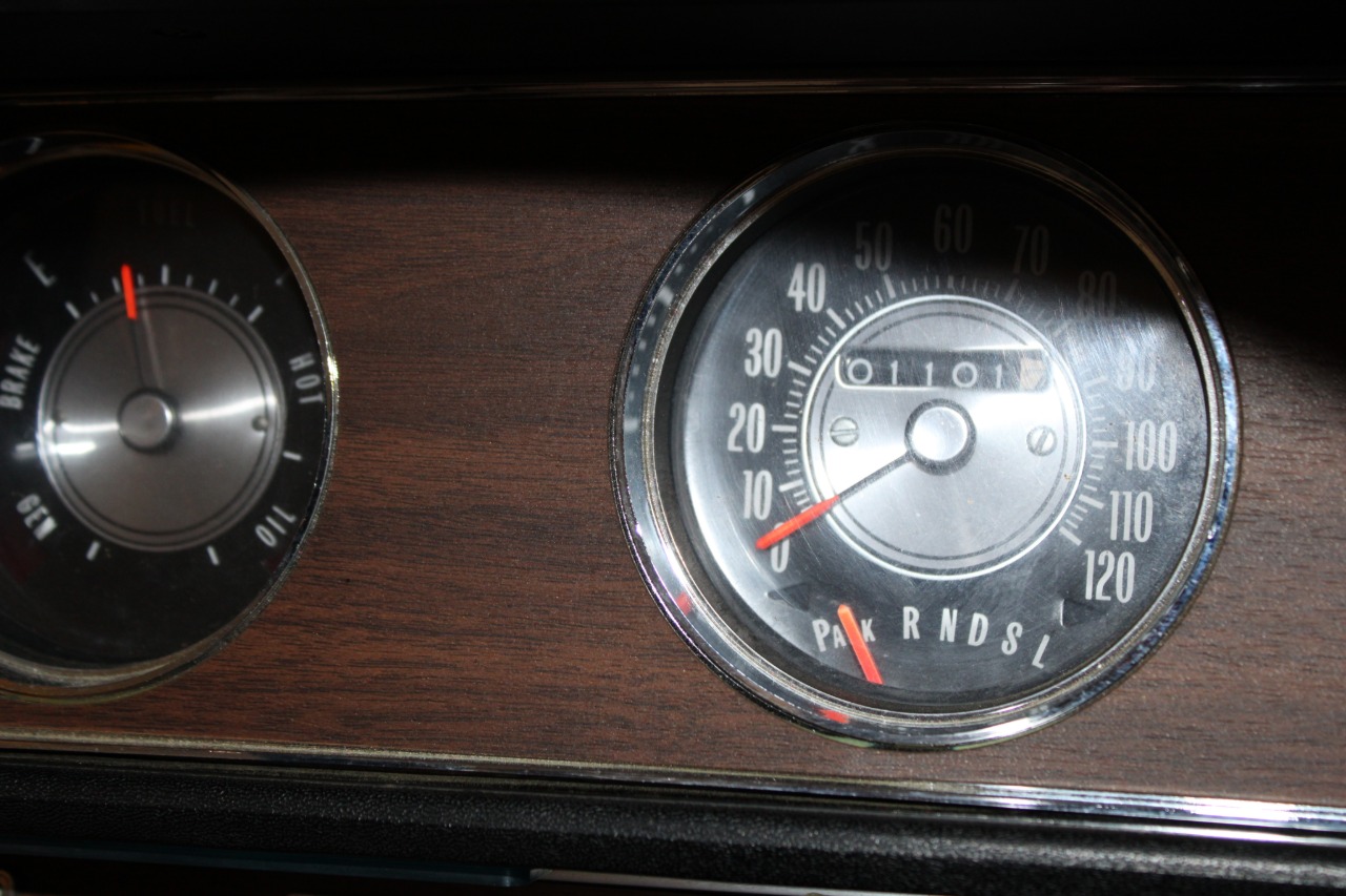 1971 Oldsmobile Cutlass Supreme 19