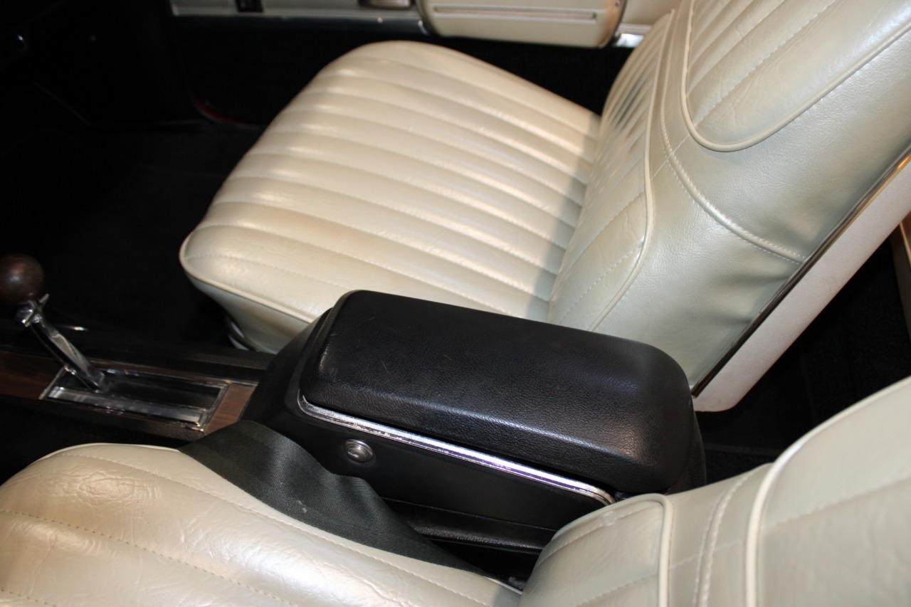 1971 Oldsmobile Cutlass Supreme 87