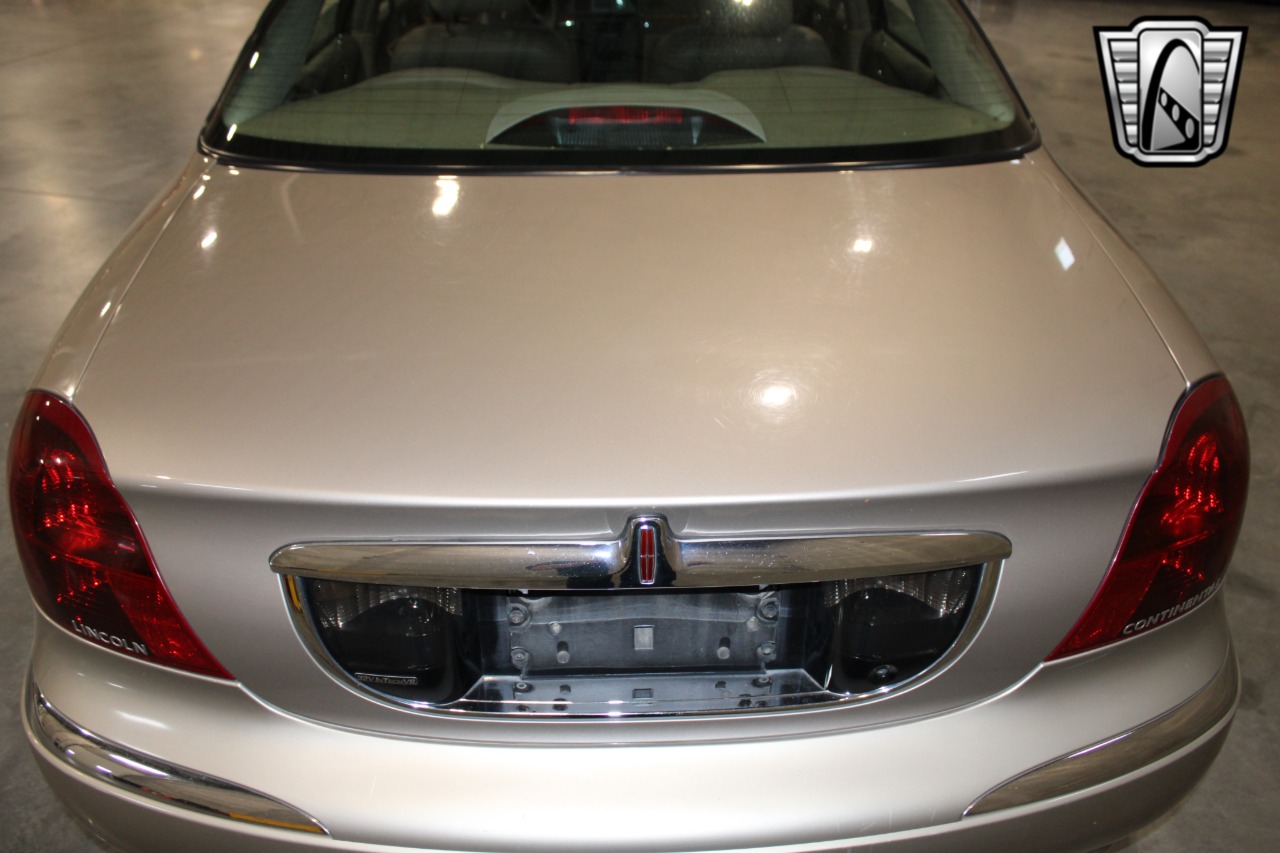 1999 Lincoln Continental 53
