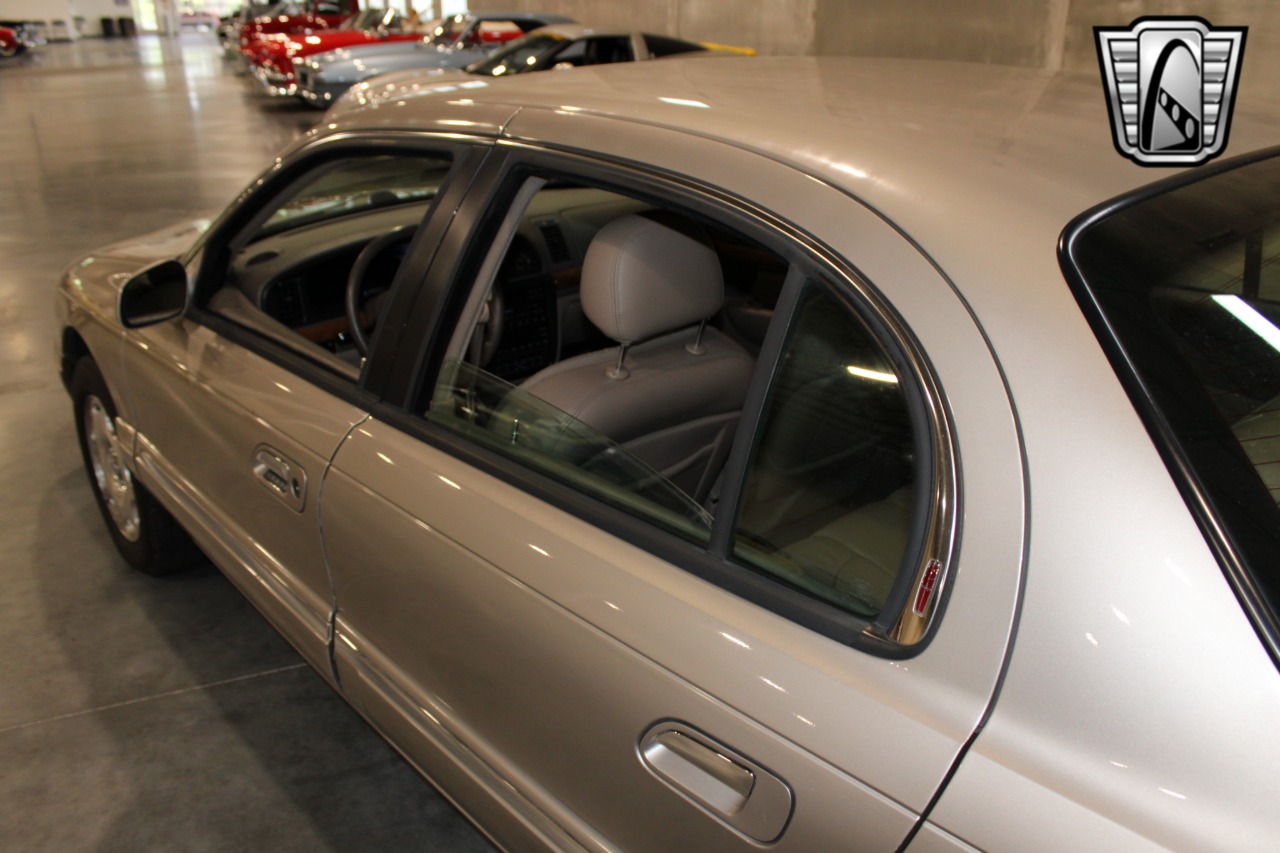 1999 Lincoln Continental 75