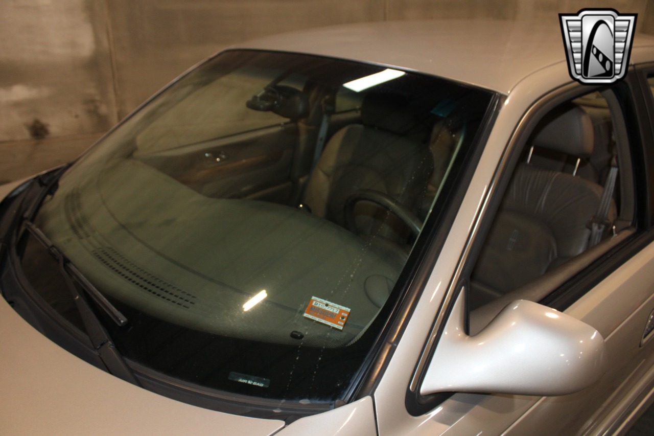 1999 Lincoln Continental 78