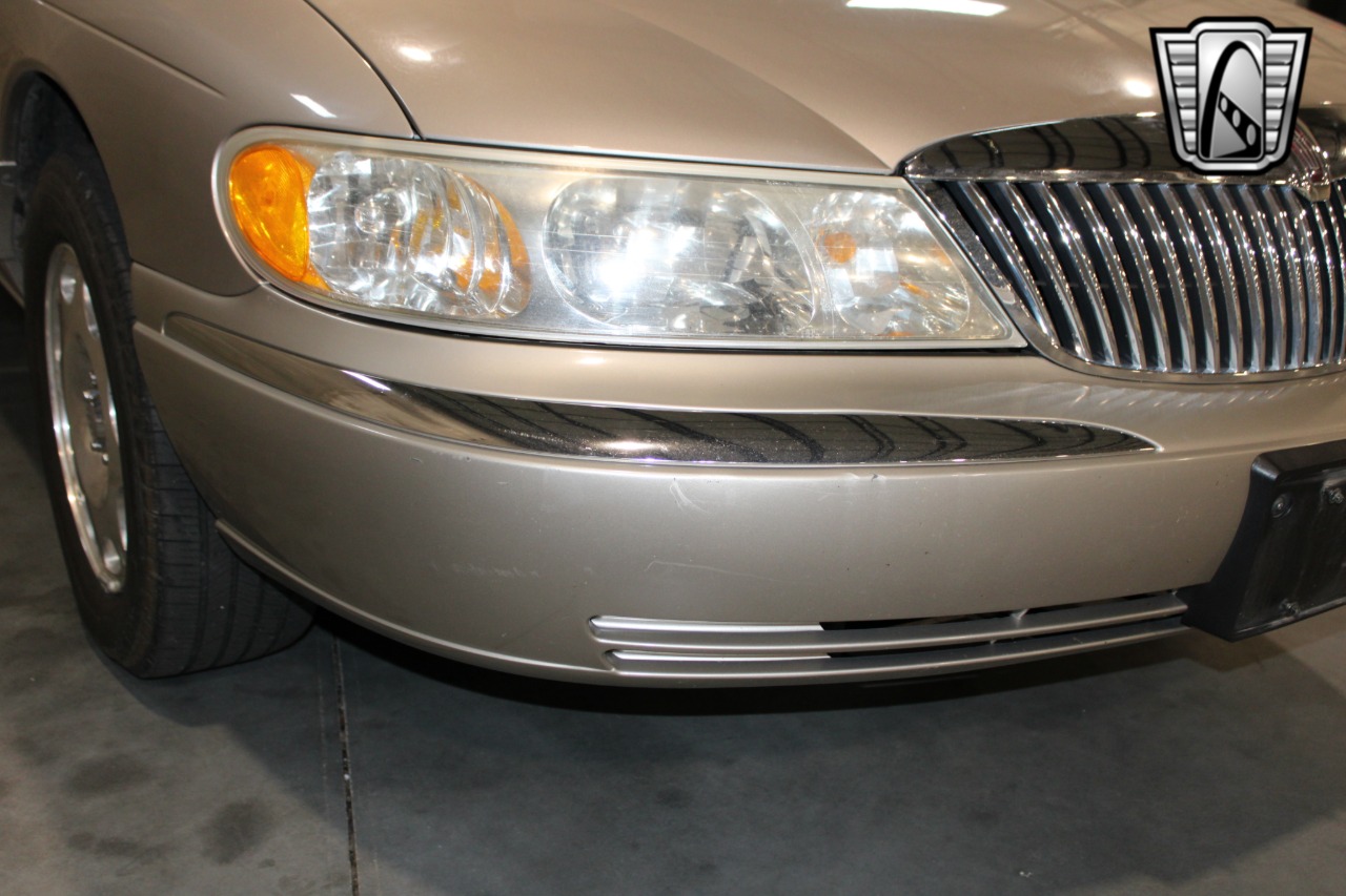 1999 Lincoln Continental 59