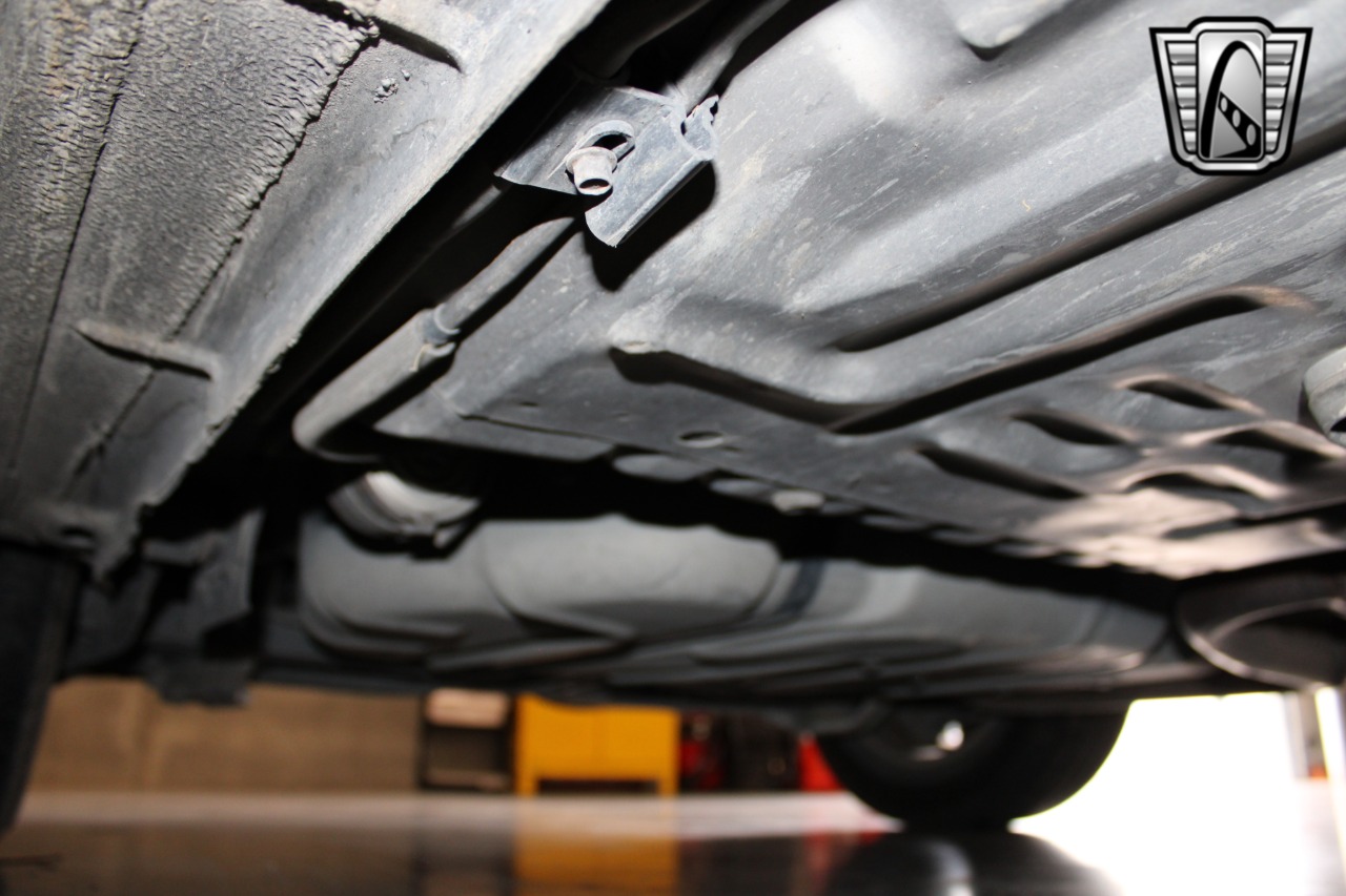 1999 Lincoln Continental 27