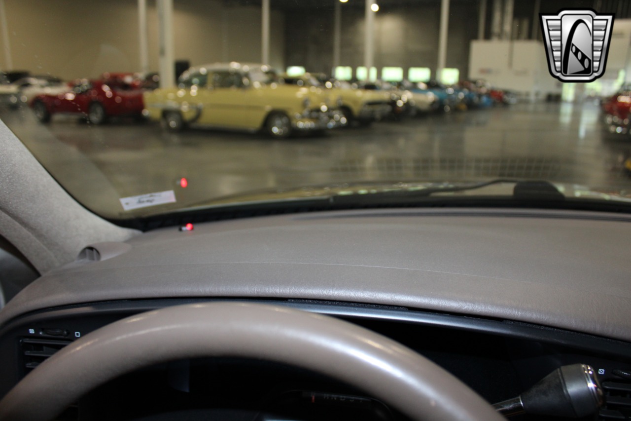 1999 Lincoln Continental 90