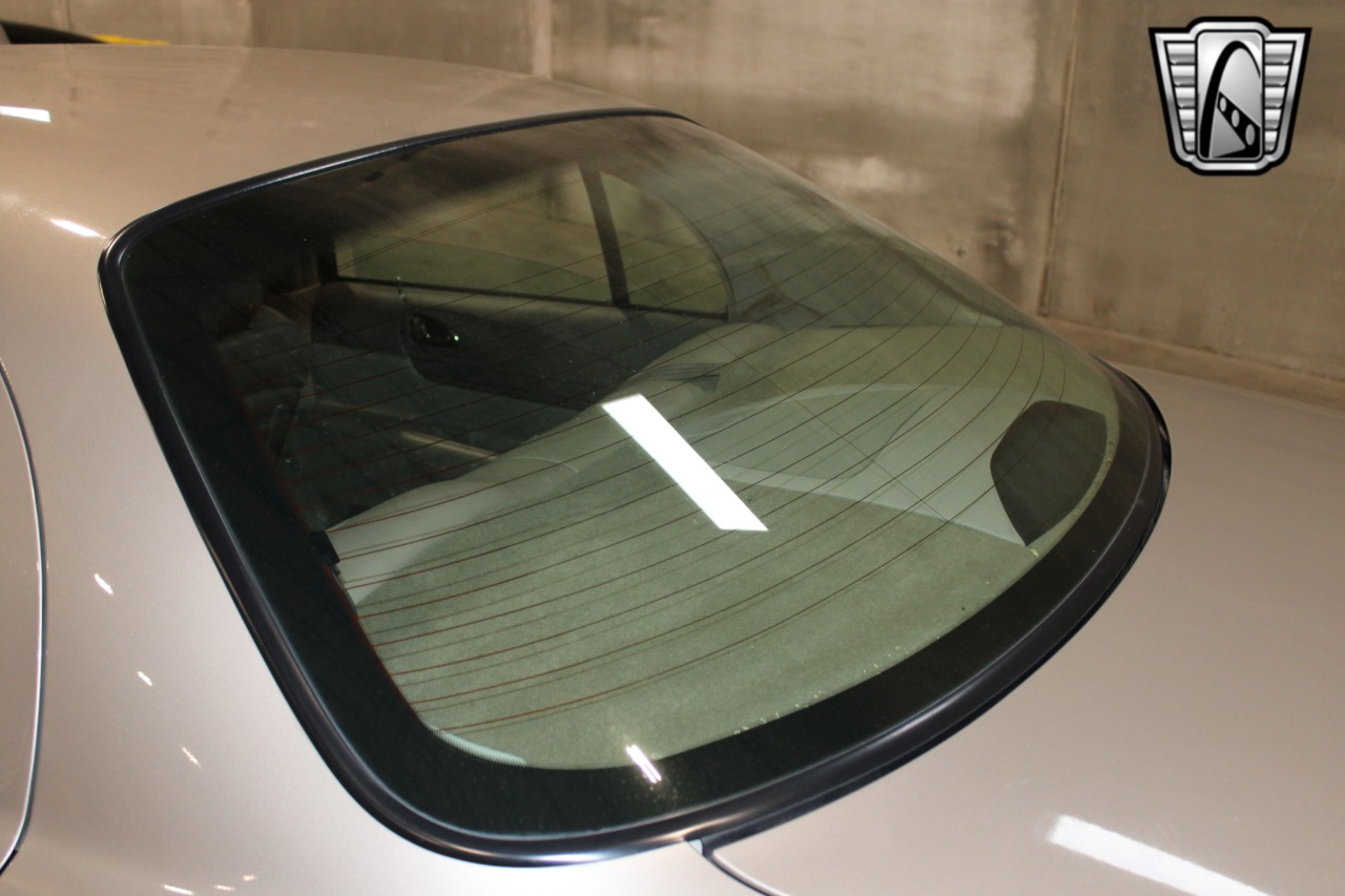 1999 Lincoln Continental 68