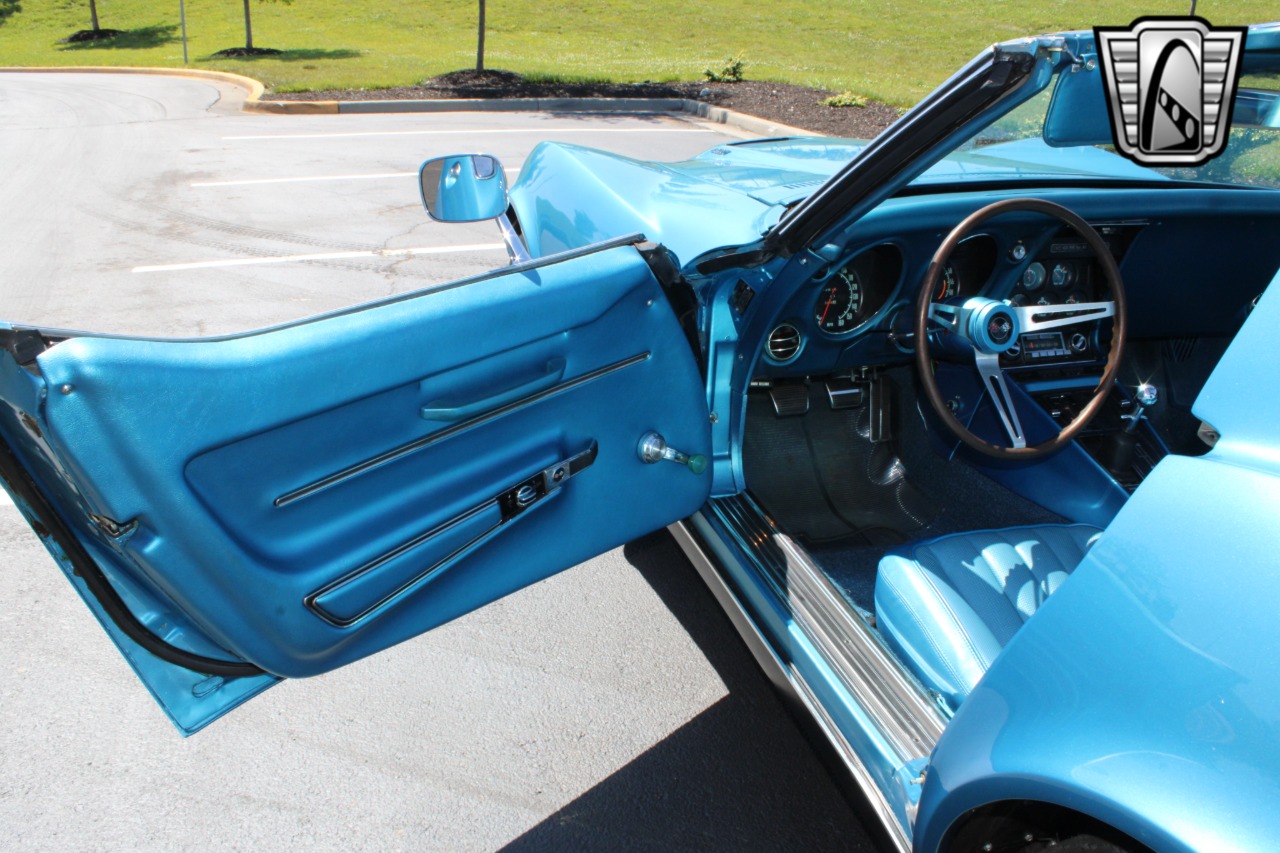 1968 Chevrolet Corvette 16