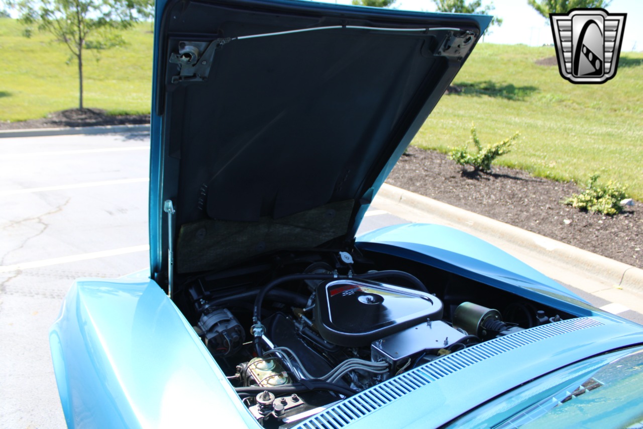 1968 Chevrolet Corvette 26