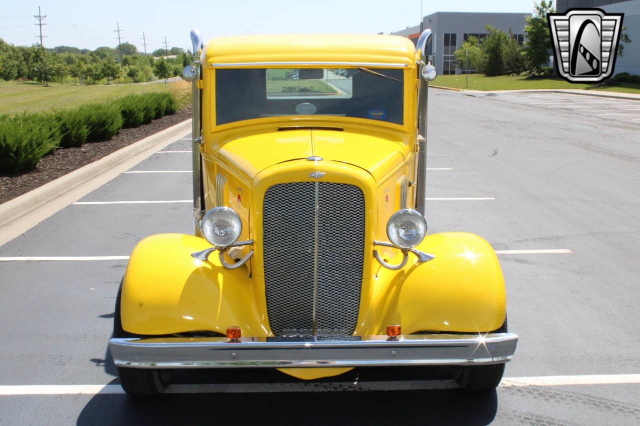 1934 Chevrolet 1/2 Ton 8