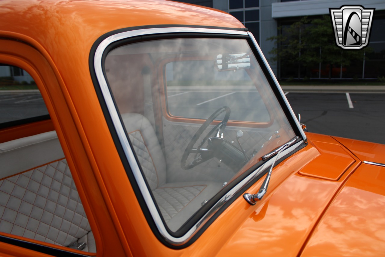 1950 Chevrolet 3100 84
