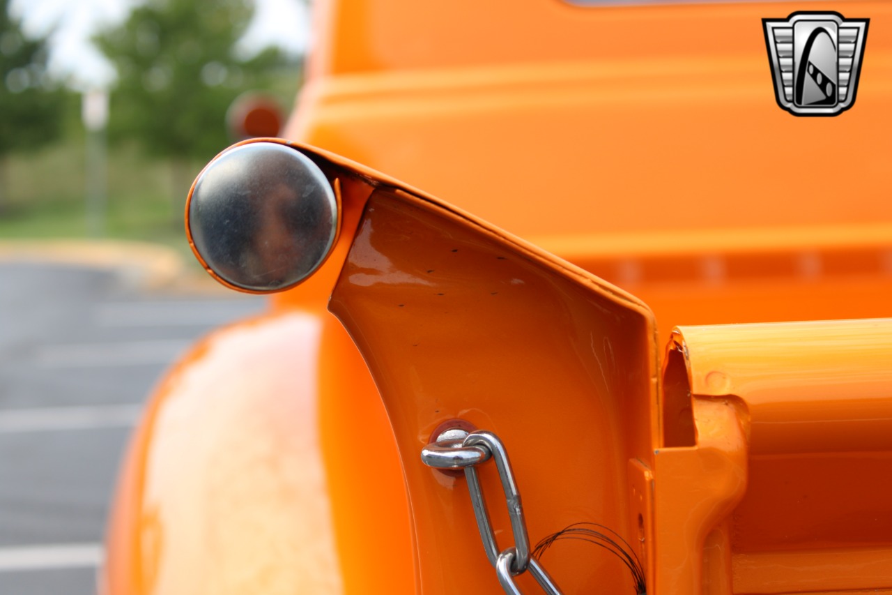 1950 Chevrolet 3100 68