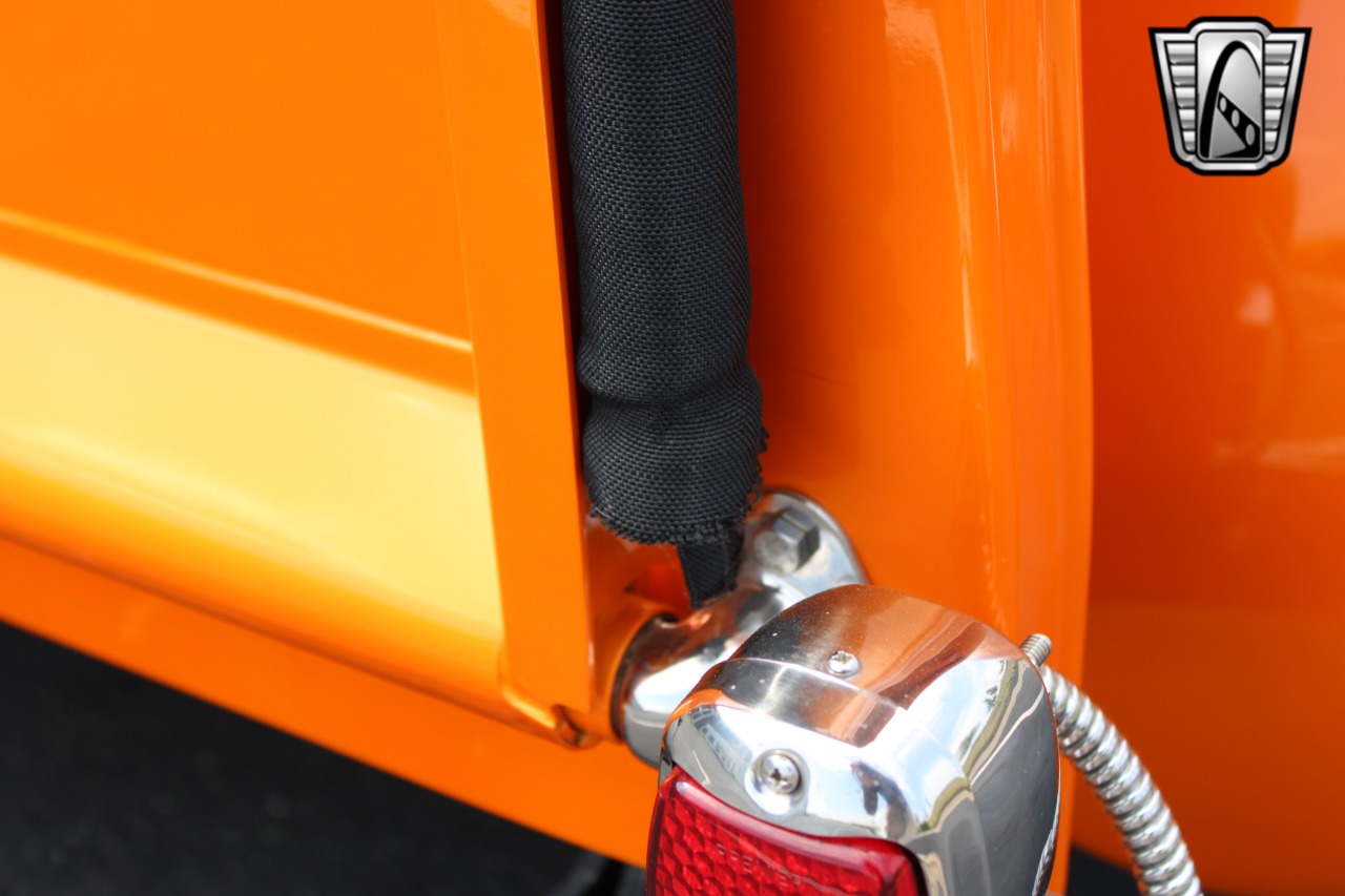 1950 Chevrolet 3100 96