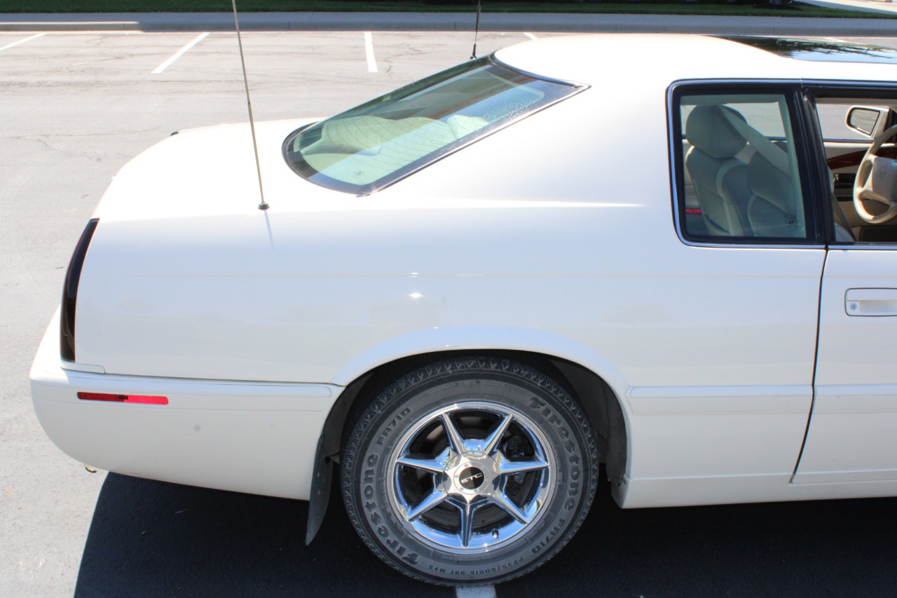 2002 Cadillac Eldorado 53