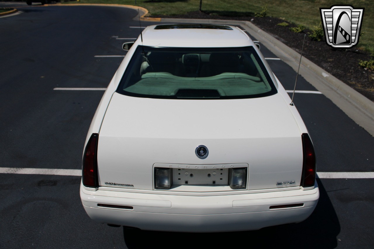 2002 Cadillac Eldorado 35