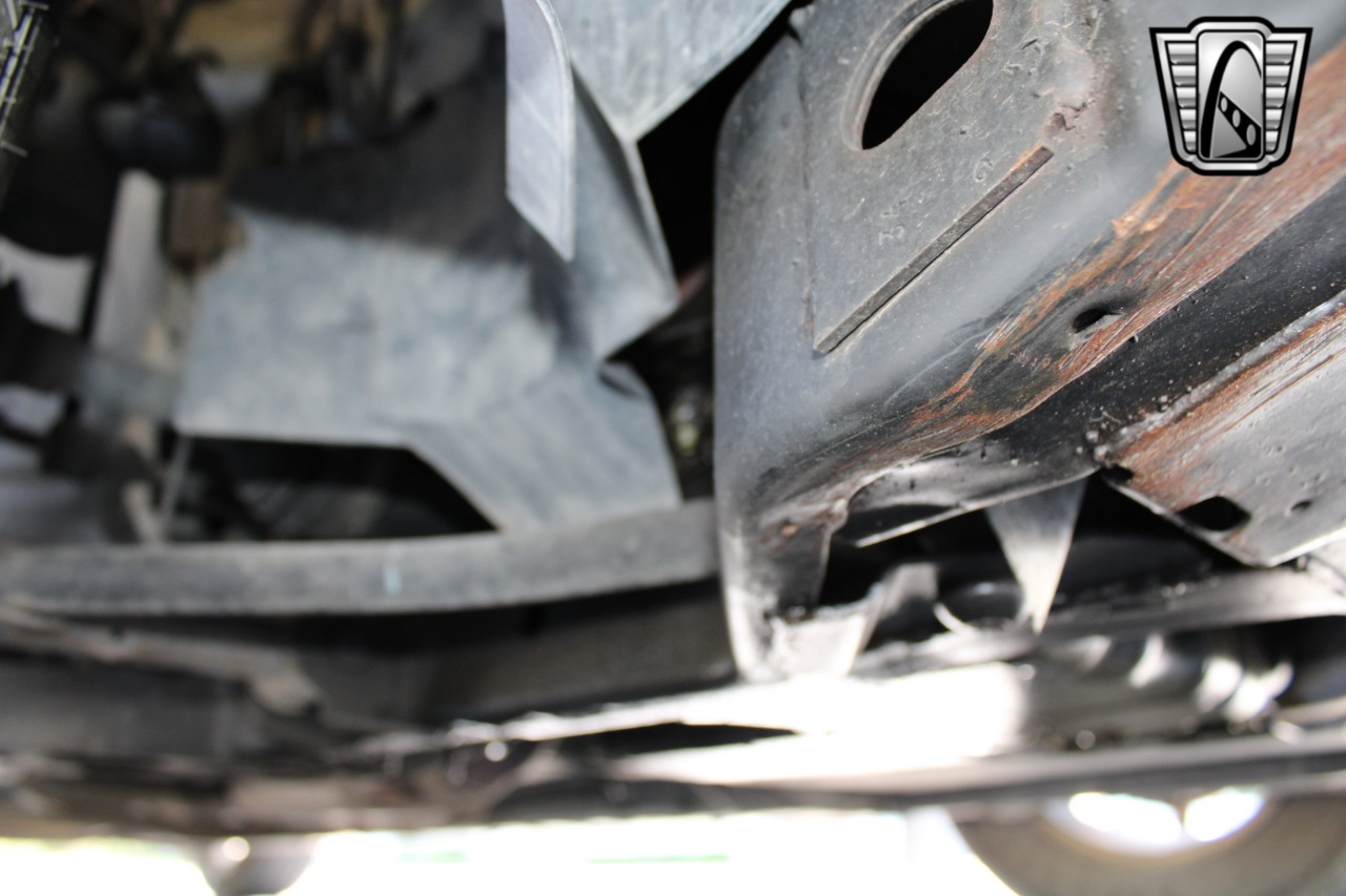 2002 Cadillac Eldorado 83