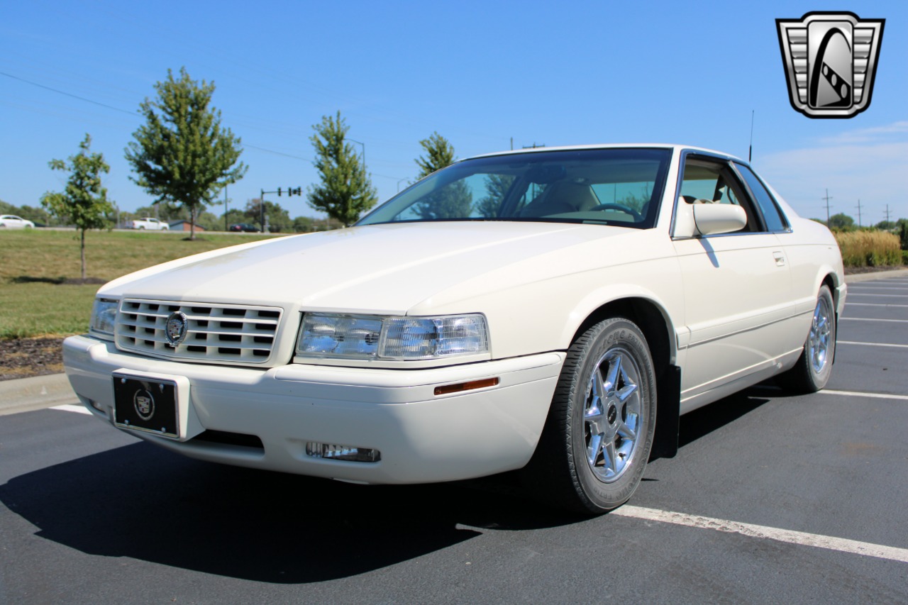 2002 Cadillac Eldorado 40