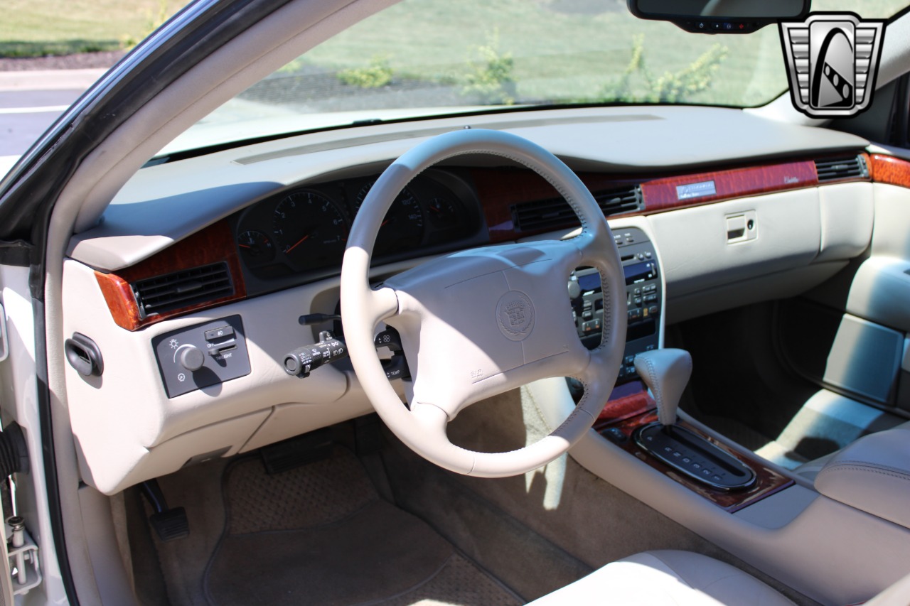 2002 Cadillac Eldorado 17