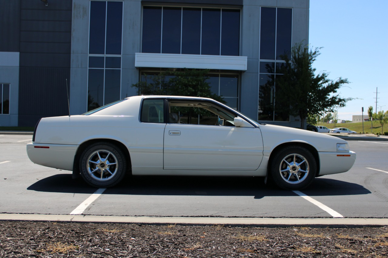 2002 Cadillac Eldorado 45