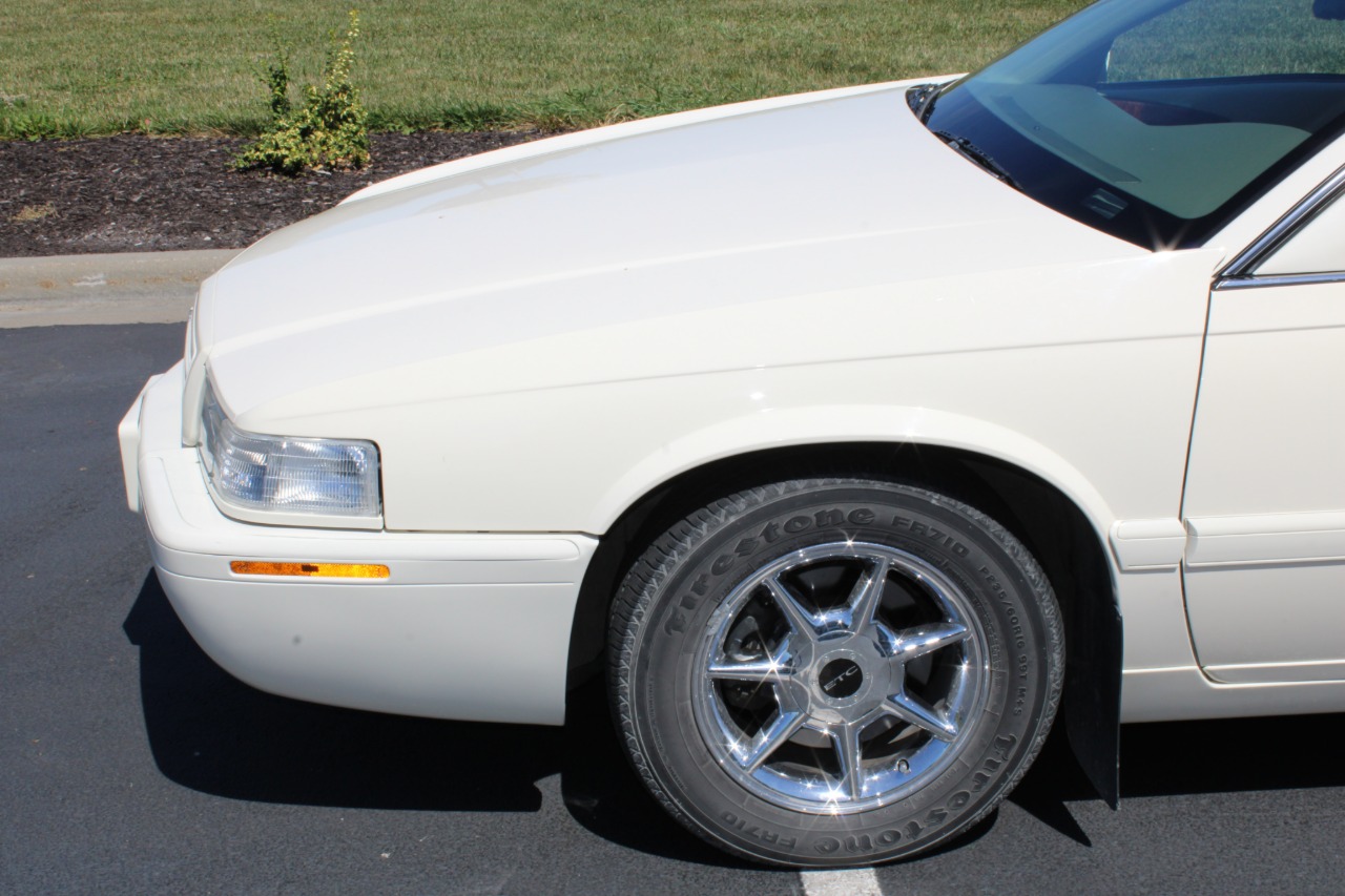 2002 Cadillac Eldorado 49