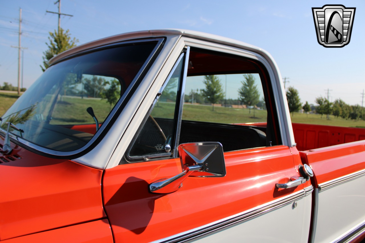 1970 Chevrolet C10 13