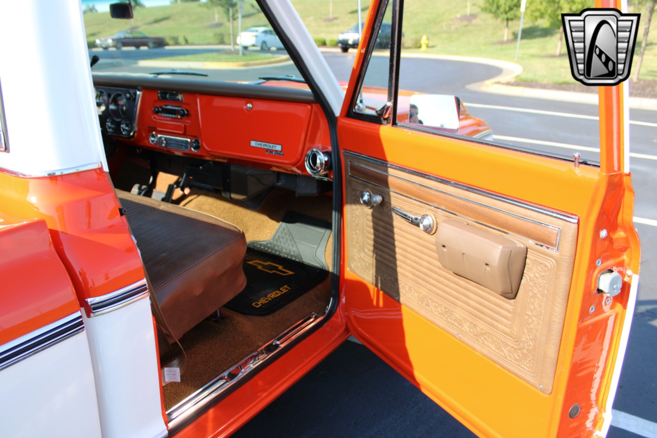 1970 Chevrolet C10 23