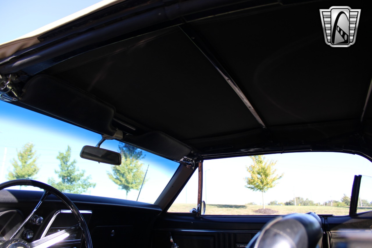 1967 Chevrolet Camaro 22