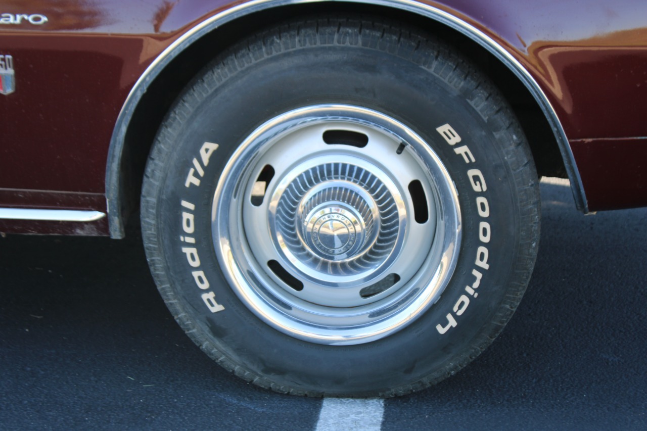 1967 Chevrolet Camaro 30
