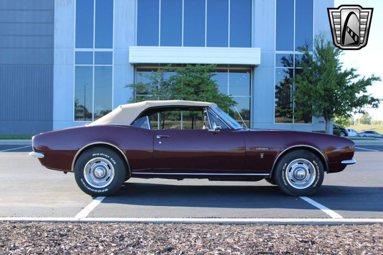 1967 Chevrolet Camaro 44