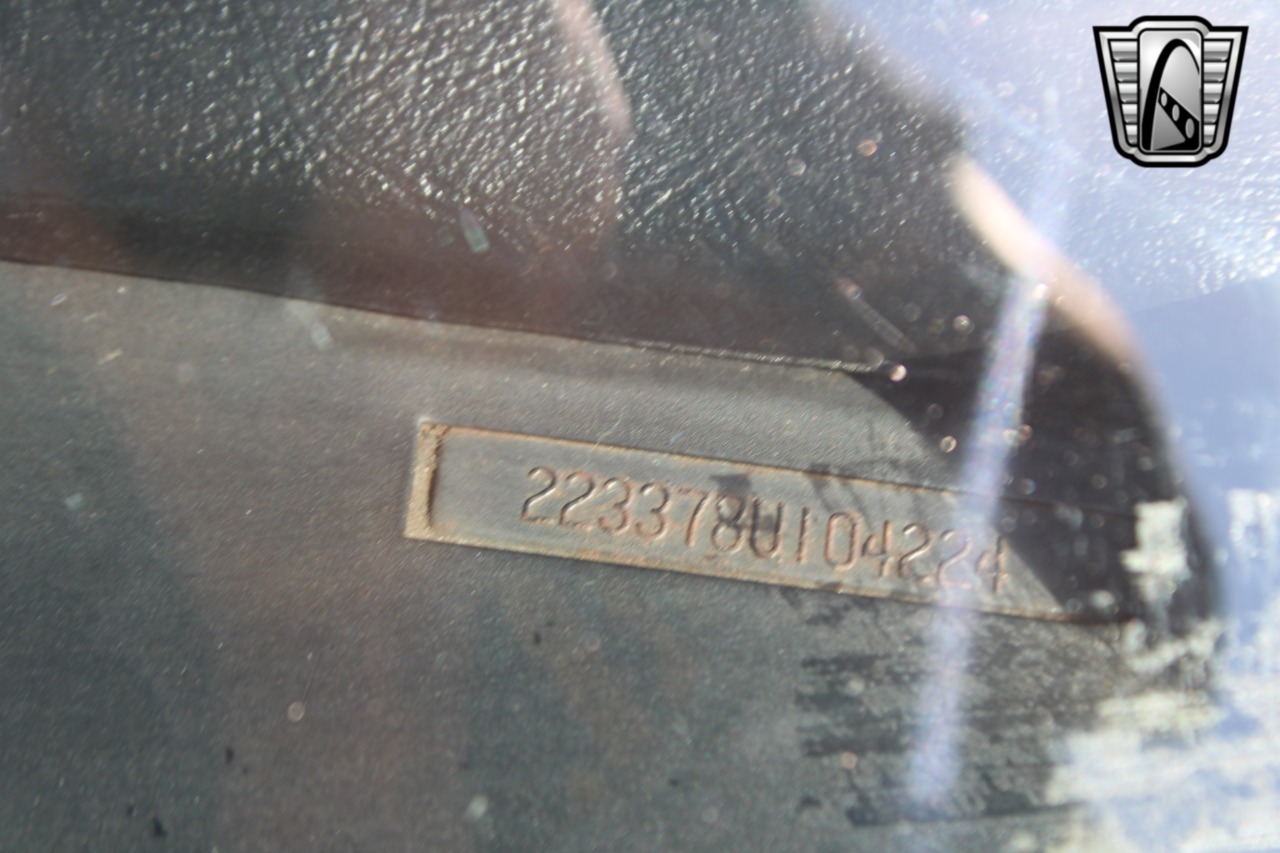 1968 Pontiac Firebird 31