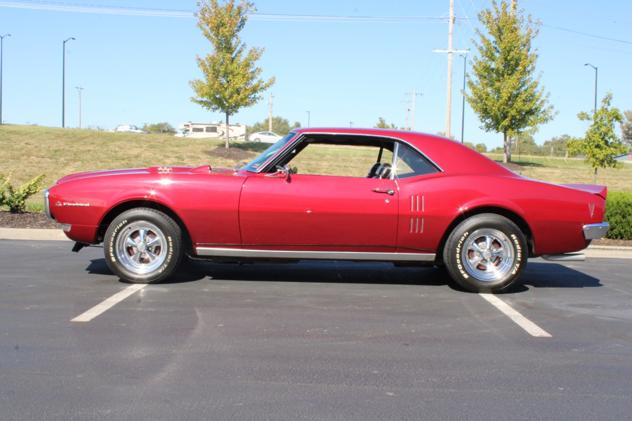 1968 Pontiac Firebird 41