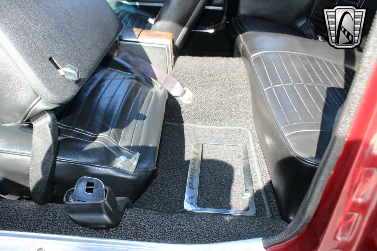 1968 Pontiac Firebird 22