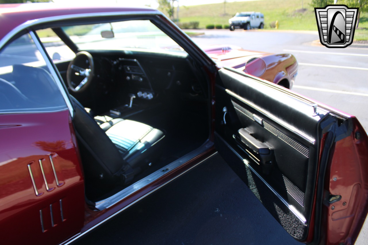 1968 Pontiac Firebird 23