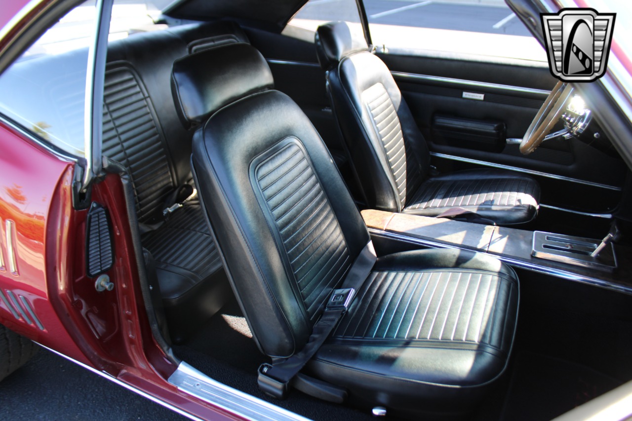 1968 Pontiac Firebird 25